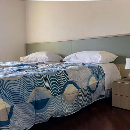 Carlotta Guest house